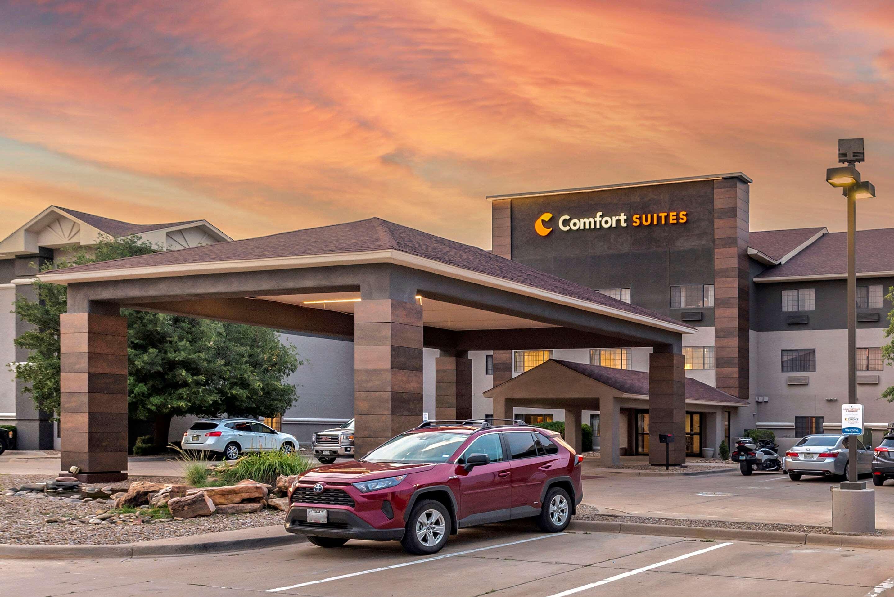 Comfort Suites Clovis Exteriér fotografie