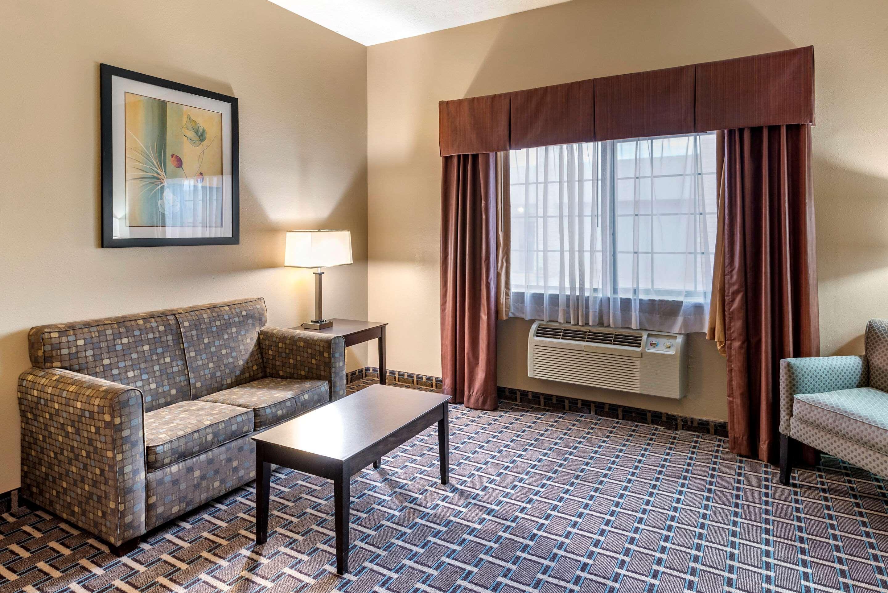 Comfort Suites Clovis Exteriér fotografie